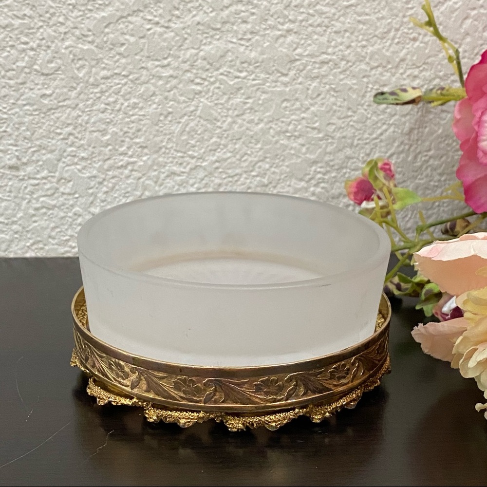 Vintage Victorian Gold-tone Ornate Flower Powder Dish Vanity Bowl Tray